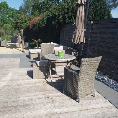 capri dining stoelen voor op terras