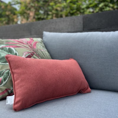 Heerlijk loungen op onze nieuwe Suns Vita Breez loungeset met bijpassende zomerse kussentjes!