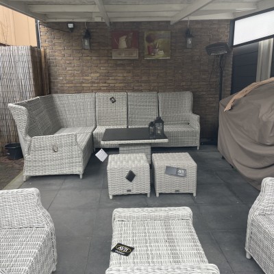 Onze fantastische set van AVH