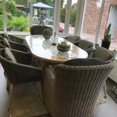 deze tuin set staat zeer mooi in mijn veranda