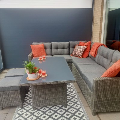 Met de Loungeset van AVH outdoor, is het bij ons gezellig hoo