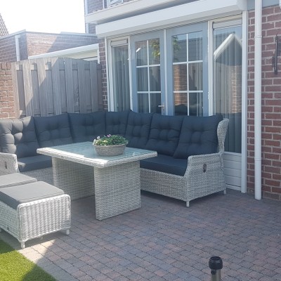 Wauw wat zijn wij blij met dit mooie loungeset van avh tuimbeubelen ??