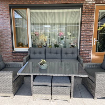 Mooie tuinset gekocht van de centjes die we hadden gekregen voor onze bruiloft!