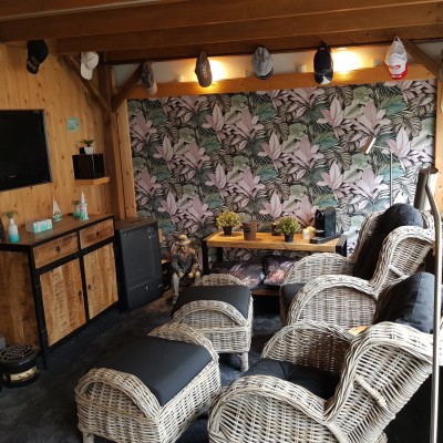 Luxe luieren na een avondje in de jacuzzi