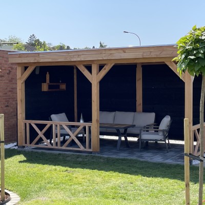 Heel tevreden met onze nieuwe lounge