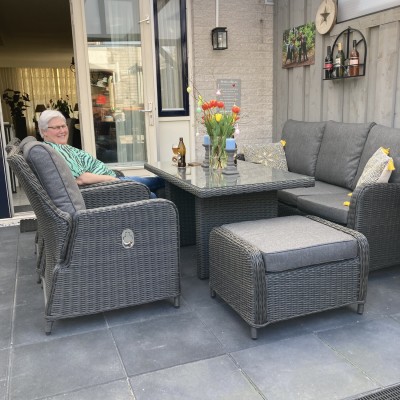 Een fijn tuinset vandaag ontvangen van AVH