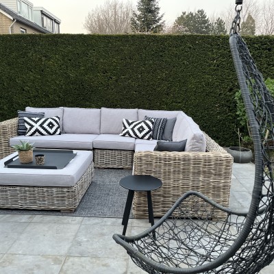 “Life is better when you’re lounging.