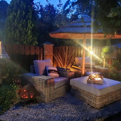 Met deze prachtige set van AVH Tuinmeubelen, komen wij de zomer wel door