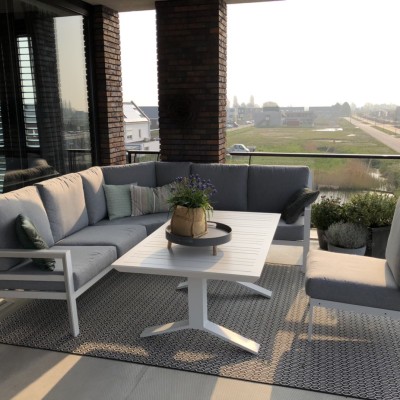 Een perfect set voor op een balkon.