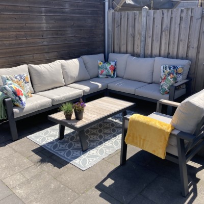 Super blij met de mooie comfortabele loungeset!