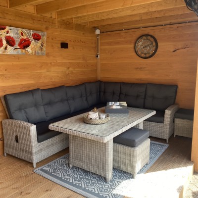 lekker buiten genieten in de tuinhut