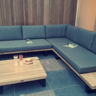 Heerlijk, nu hoeven we niet meer van huis om te loungen
