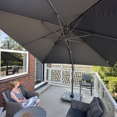 Altijd schaduw met deze top parasol!