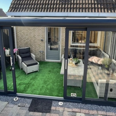 Blij met onze nieuwe tuinset