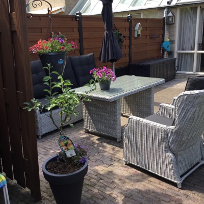 Heel blij met onze nieuwe tuinset!