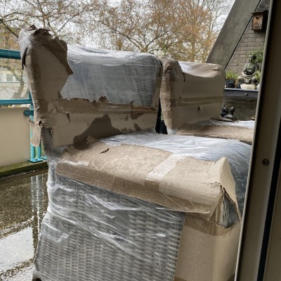 Wat ben ik super blij met mijn nieuwe stoelen, gekocht bij AVH-Outdoor.