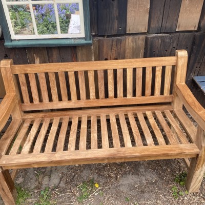 ….en na de behandeling met Teak Shield :)