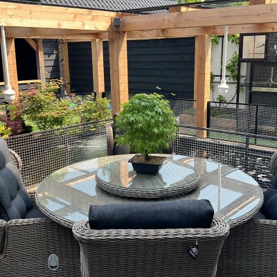 Enorm blij met ons prachtige tuinset!