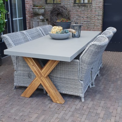 Laat de zon maar schijnen met een kracht tafel van AVH Outdoor