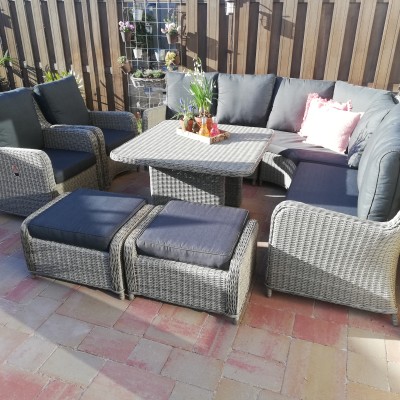 Bij een nieuwe achtertuin hoort natuurlijk  ook een prachtige nieuwe tuinset van AVH Outdoor.