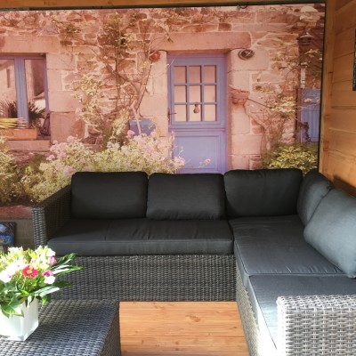 Met deze heerlijke loungeset is het super relaxen in onze overkapping.