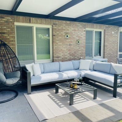 Lekker genieten in onze nieuwe lounge.