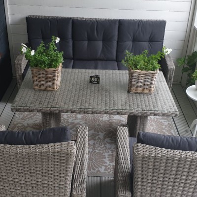 Prachtig San-Marino louncheset op de veranda