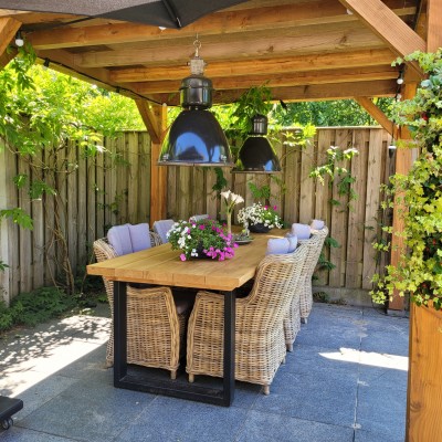 Deze 6 tuinstoelen hebben wij gekocht bij AVh