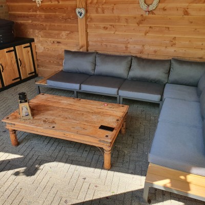 Lekker genieten van onze loungeset MONACO!