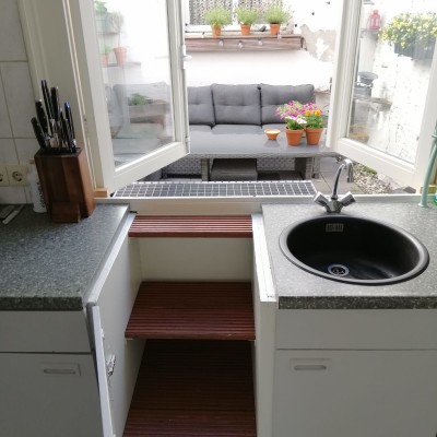 De loungeset is ook via deze manier naar buiten gegaan.