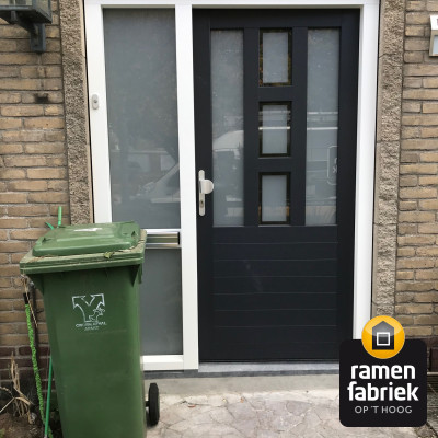 Voordeur Eindhoven met stapeldorpels