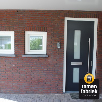 Bungalow Oirschot kunststof kozijnen en deur