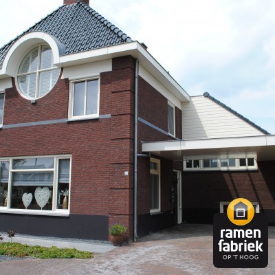 Woonhuis Boekel nieuwbouw kunststof kozijnen houtnerf